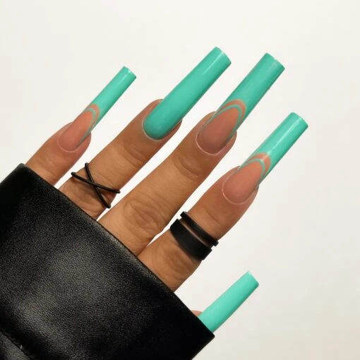 Teal The Show